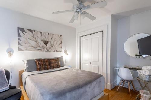 Cove - East Side - Shippan Appartement | The Gold Room near downtown trains fast wifi