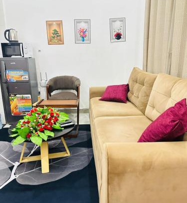 Dar es Salaam Appartement | The Golden Modern Retreat