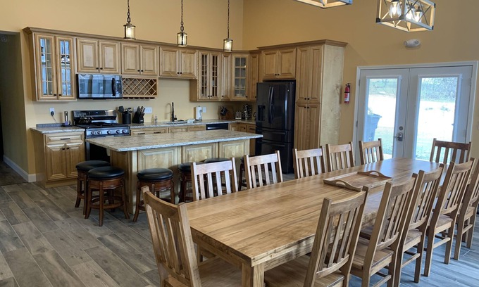 Ellicottville Maison | The Gorgeous Newly Built Chateau Merlot in the village #RENTAL2022-00002