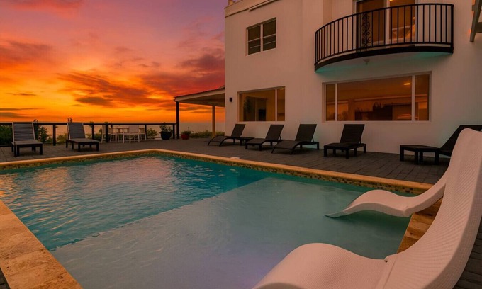 Guzman Arriba Maison | The Grand Escape- Luxury Villa El Yunque Views