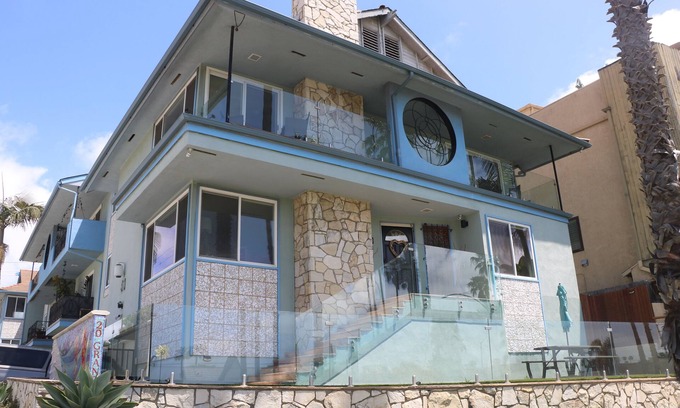 Belmont Heights Maison | "The Grand".Full Ocean and Catalina Views.4 Bedrooms/4 Bathrooms/2500sqft