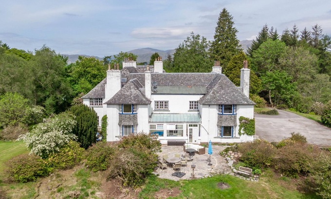 Taynuilt Cottage | The Grand Gathering - une maison qui peut accueillir 18 personnes dans 7 chambres