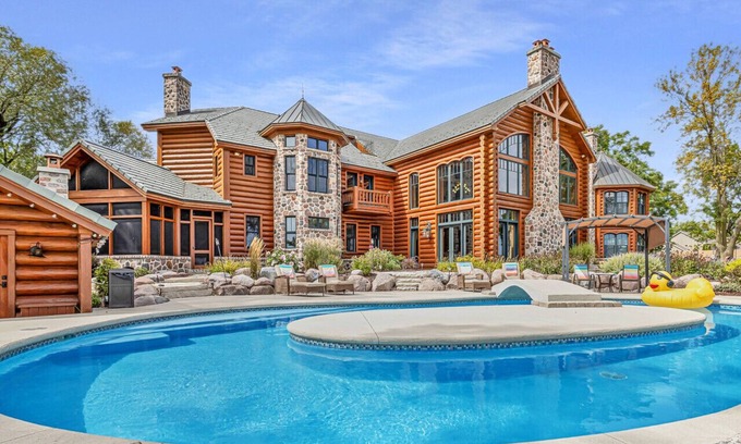 Suamico Maison | The Grand on Longtail - Top Lux -Pool/Lake/Theater