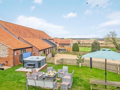 Gimingham Maison | The Great South Barn - Ukc2527