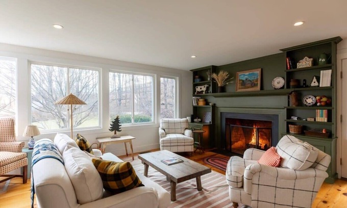 Pine Plains Maison | The Grey House + Loft Apt @ The Library Retreat