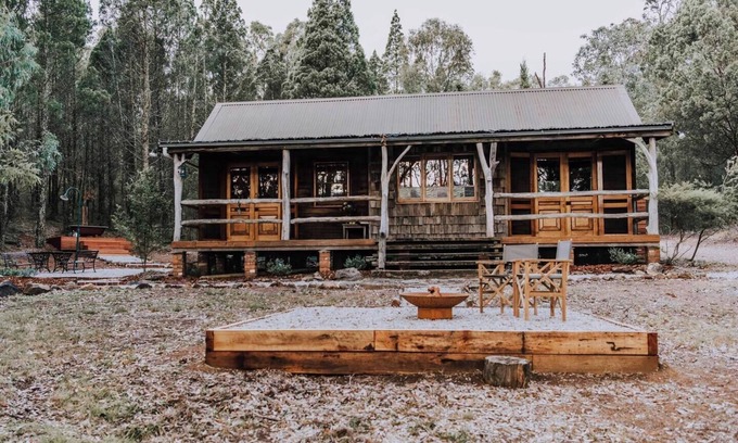 Budgee Budgee Cabine | The Gully Dreamy Cabin on Acres of Outback Charm