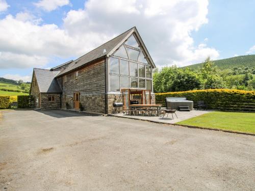 Tirabad Maison | The Hayloft