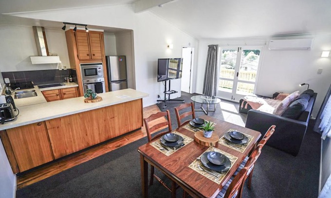 Karori Appartement | The Hidden Gem - tranquility close to town