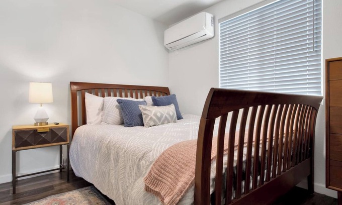 Glendale Appartement | The Hideaway - Dtwn Glendale Free Parking