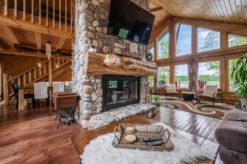 Cohasset Maison | The Hideaway On Little Jay Log Home
