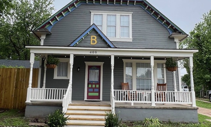 Ponca City Maison | The Historic Barnes House