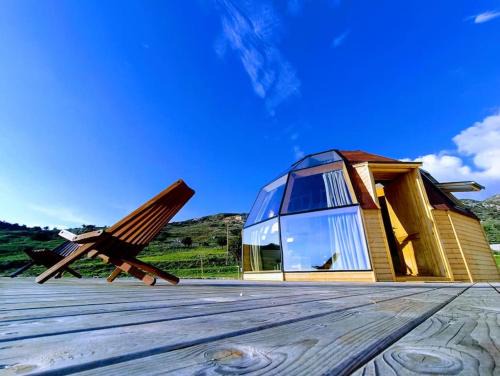 Akoursos Chalet De Ski | The Hive