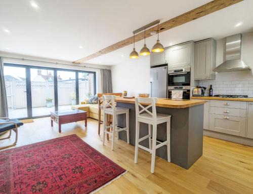 Emsworth Maison | The Hive