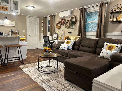 Billerica Appartement | The Hive - Unique Themed Getaway