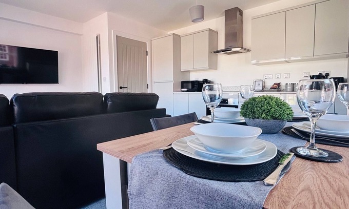 Hull Old Town Appartement | The Hop Store, HU1. Experience city living in a converted brewery.