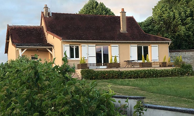 Ravieres Maison | La maison et son jardin sur le Canal de Bourgogne