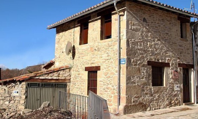 Zapardiel de la Ribera Cottage | La Maison de la Plaza pour 3 personnes