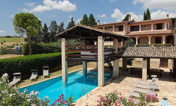 Montegranaro Villa | Villa Rio Maggio avec piscine privée, 4 chambres, pour 12 personnes,