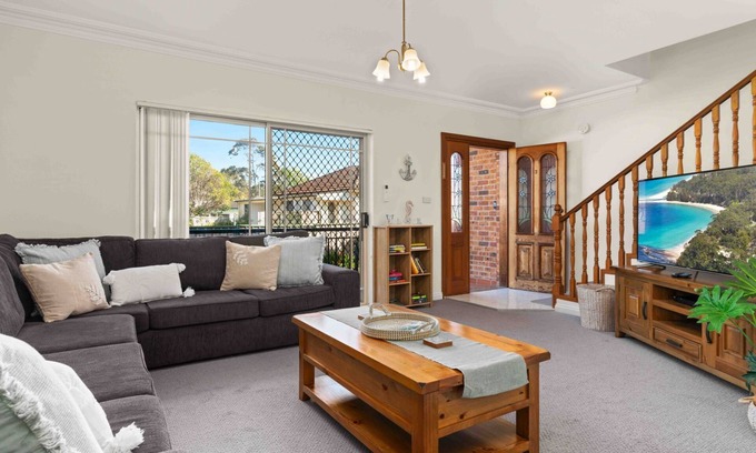 Huskisson Maison | The Husky Nest by Experience Jervis Bay