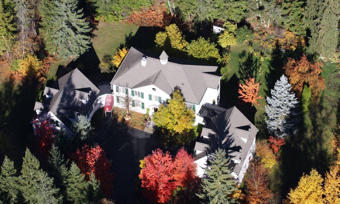 Salmon Arm Lit Et Petit-Déjeuner | The Inn at the Ninth Hole B&B
