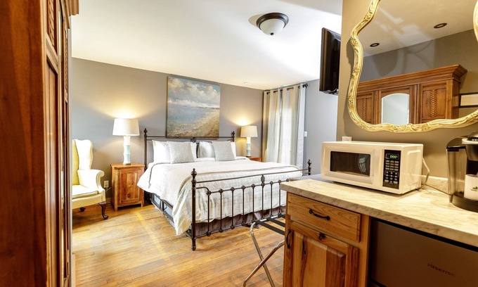 Warm Springs Hôtel | The Inn At Warm Springs