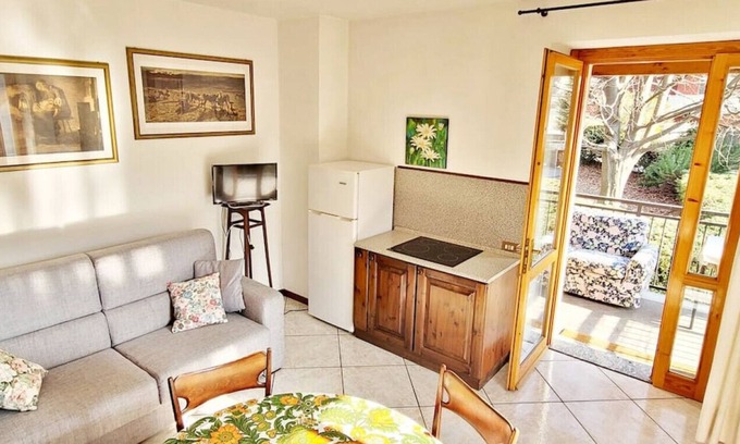 Introbio Maison | The Introbio Villa with Garden