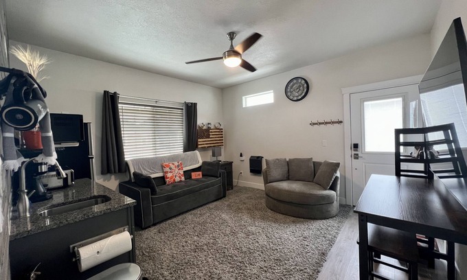 Twin Falls Maison | The Jolly Rancher, King beds, Luxury Furnishings, Great Reviews!