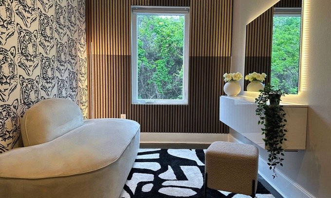 South Side Slopes Appartement | The Josephine Villa by Luxe PGH