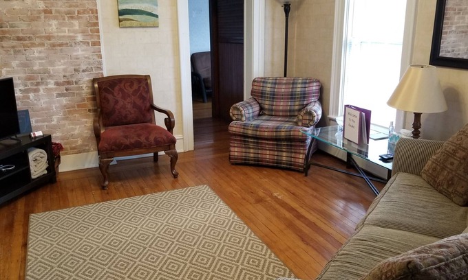 Seneca Falls Appartement | The Keuka at Red Brick Manor