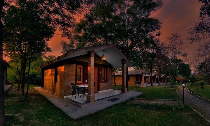 Nurpur Bedi Cabine | The Kikar Lodge
