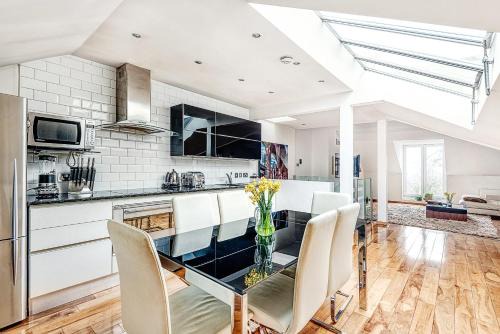 Frognal and Fitzjohns Appartement | The King of Spades