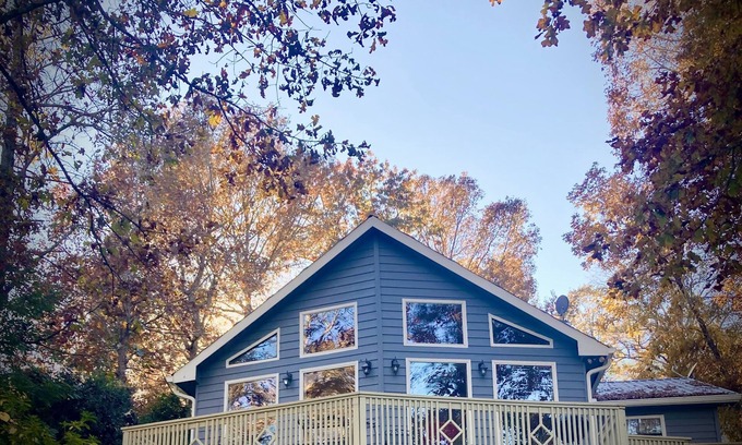 Wedowee Maison | The lake is calling! Stunning views and short walk to the water!