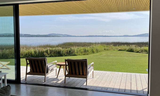 Dromaan Maison | The Lakehouse - County Clare Ireland