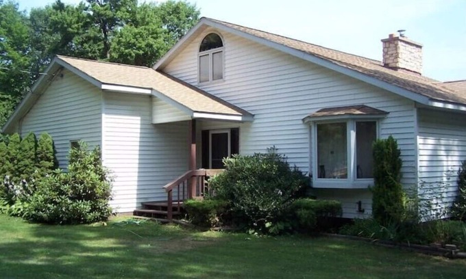 Niverville Maison | The Lakeshore House