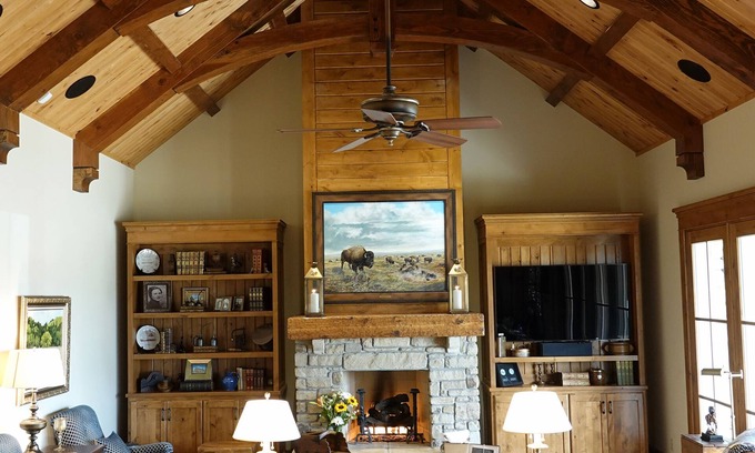 Waukomis Maison | The Land Run Suite at Buffalo Point