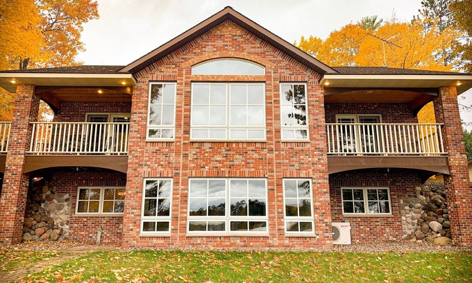 Lake Nebagamon Maison | NOUVELLE LISTE - exp. Propriétaire - Harper's Landing sur le lac Nebagamon - comprend un ponton