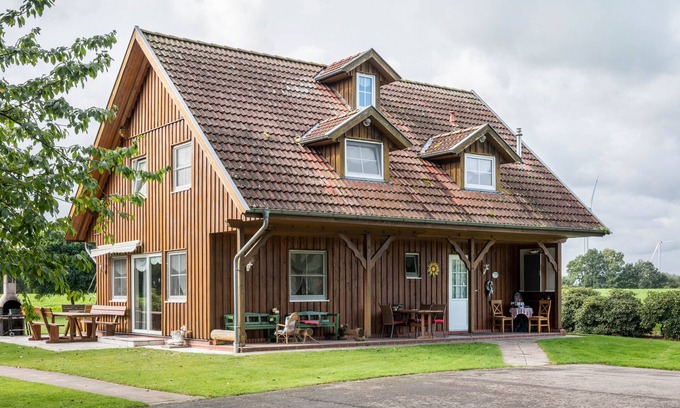Sudwalde Maison | La grande maison d'hôtes avec piscine, Wi-Fi et jardin ; (Pet Friendly)