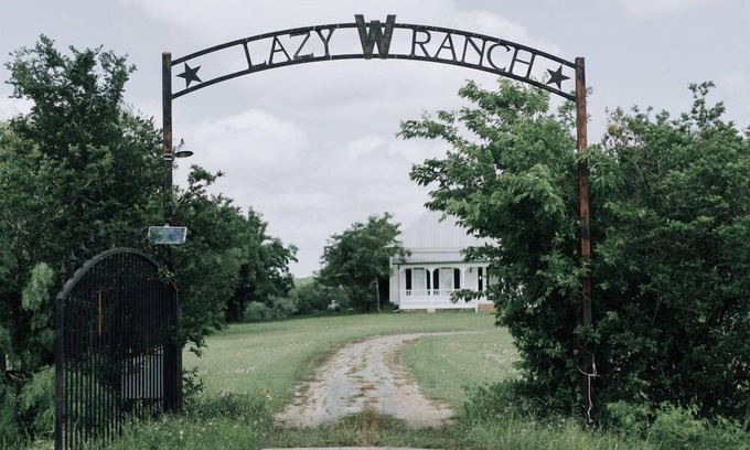 Cedar Creek Maison | The Lazy W Ranch House