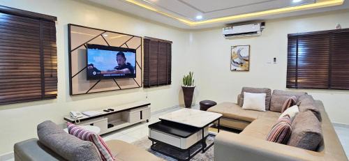 Wuse 2 Appartement | The Leneade