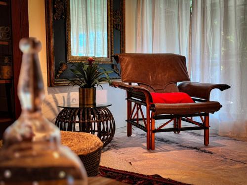 High Springs Appartement | The Lilly- Enchanting Downtown Studio