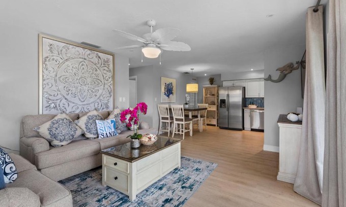 Mid Island Appartement | The Lime Margarita at the Anchorage