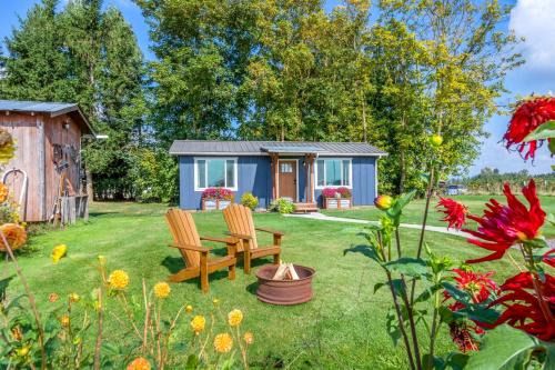 Lynden Maison | The Little Farmhouse at Oostema Farmstead