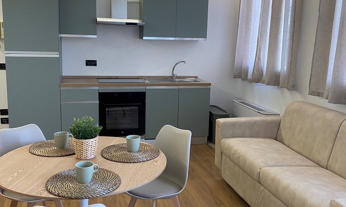 Ponte San Nicolo Appartement | The little house in the park