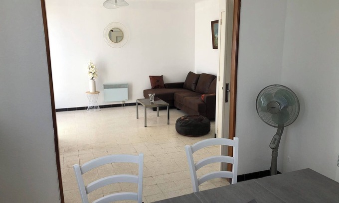 Les Angles Maison | The little house of the sun
