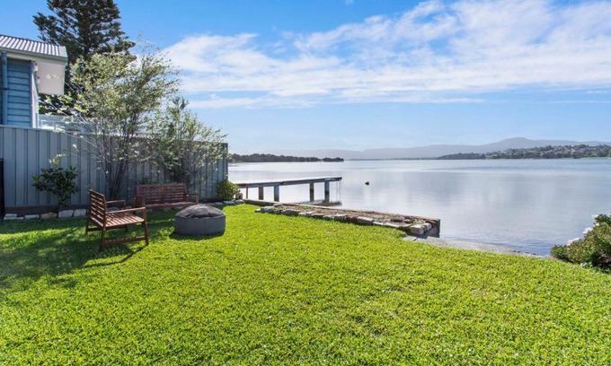 Primbee Maison | The Little Lake House