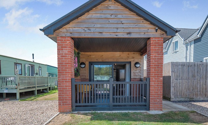 Burgh le Marsh Cottage | The Little Potting Shed