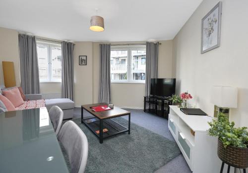 Restalrig Appartement | The Lochend Two Bedroom Residence