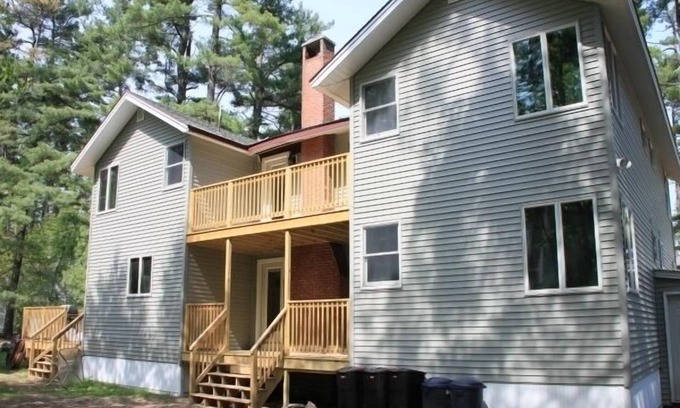 Sebago Maison | Le Lodge - 6 chambre / salle de bain 7 Familiale Chambre avec vue sur le lac
