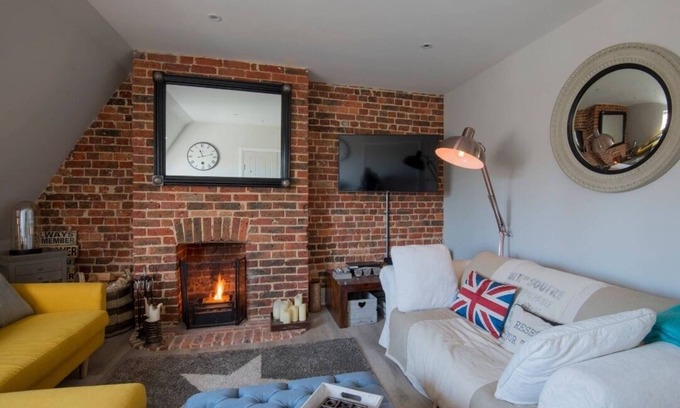 Woolbeding Appartement | ‘The Loft’ North St Midhurst near Cowdray Ruins