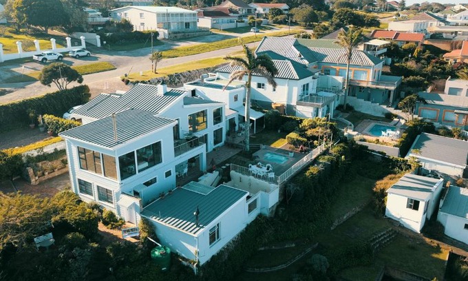 Port Alfred Maison | The Lookout Guest House